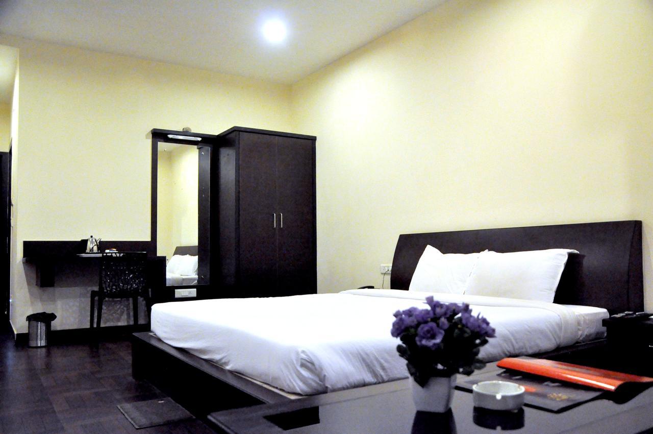 Hotel Suncity Palace Jharsuguda Eksteriør bilde