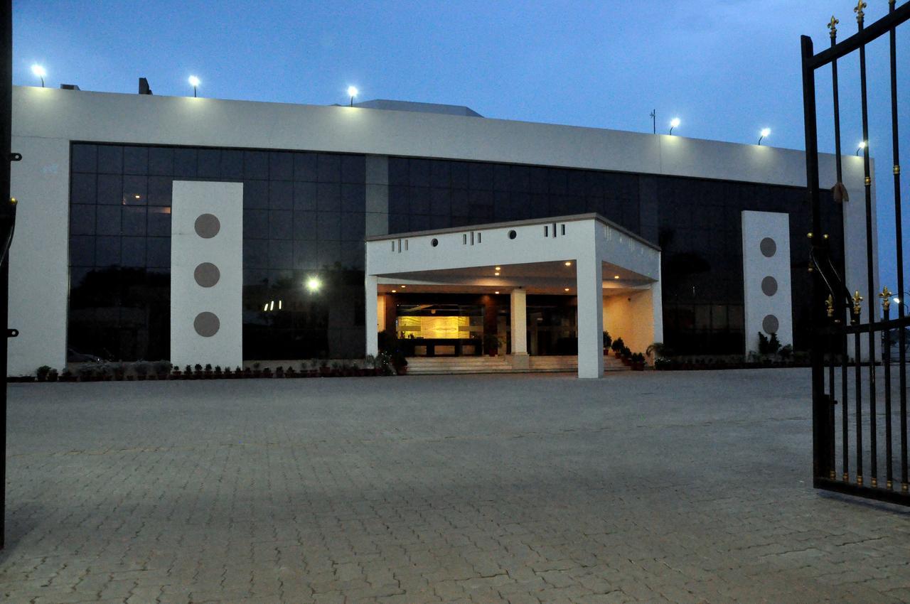 Hotel Suncity Palace Jharsuguda Eksteriør bilde